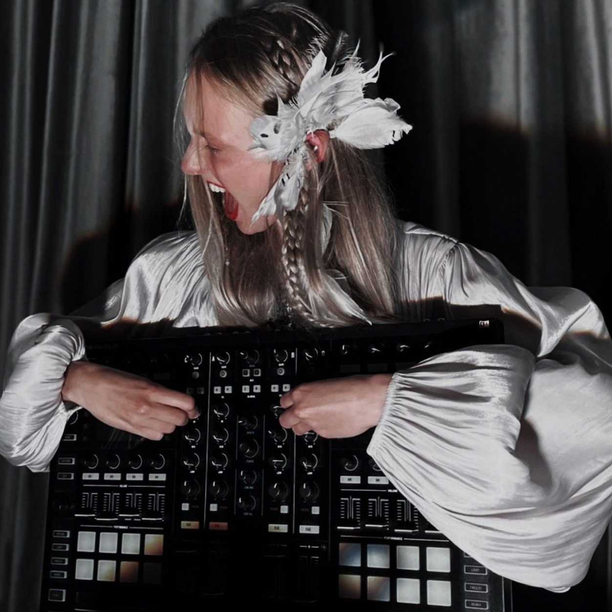 DJ Kaśtonë